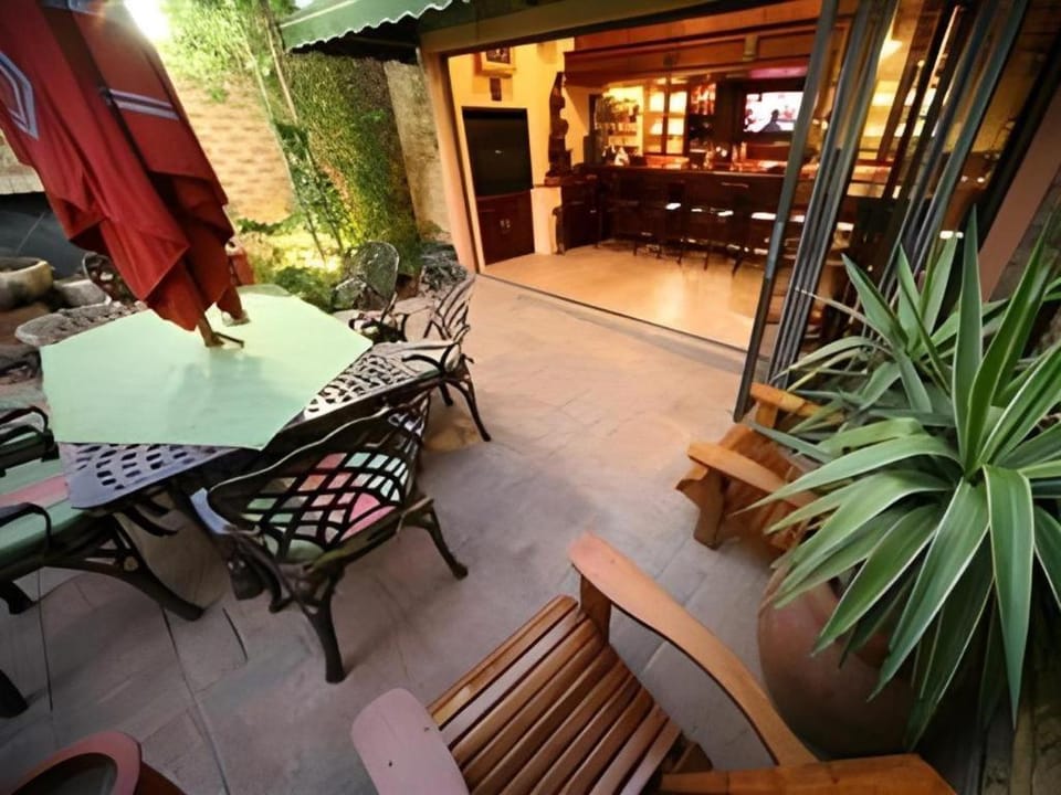 Cozmo Guest House Meyersdal Apartment in Gauteng