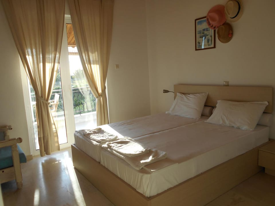 Villa Fotis Apartment in Peloponnese, Western Greece and the Ionian