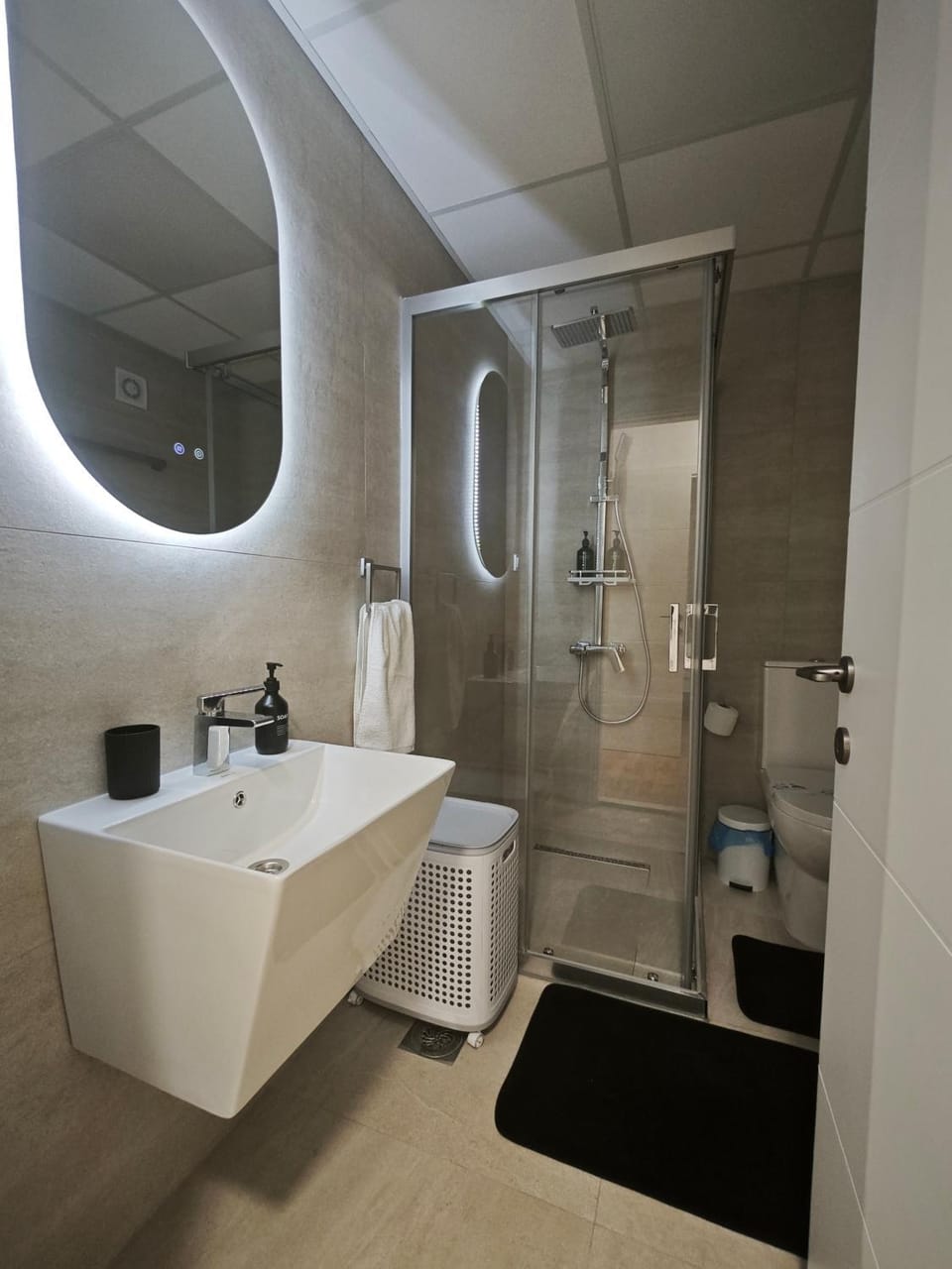 Shower, Bathroom