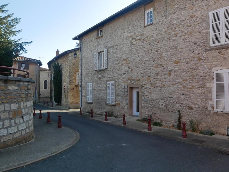 Appartement cosy en plein coeur du village Apartment in Auvergne-Rhône-Alpes