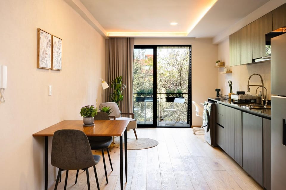 Style and comfort in Roma Norte Apartment in Mexico City