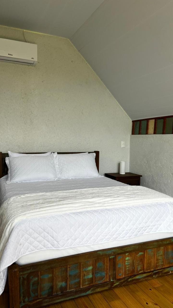 cabana refúgio Chalet in State of Santa Catarina