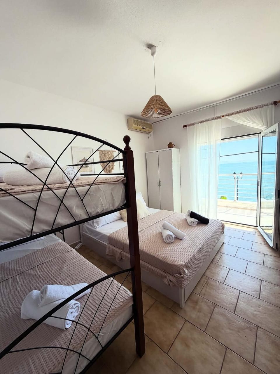 Seaside Stay Makrygialos Bed and Breakfast in Pieria, Greece