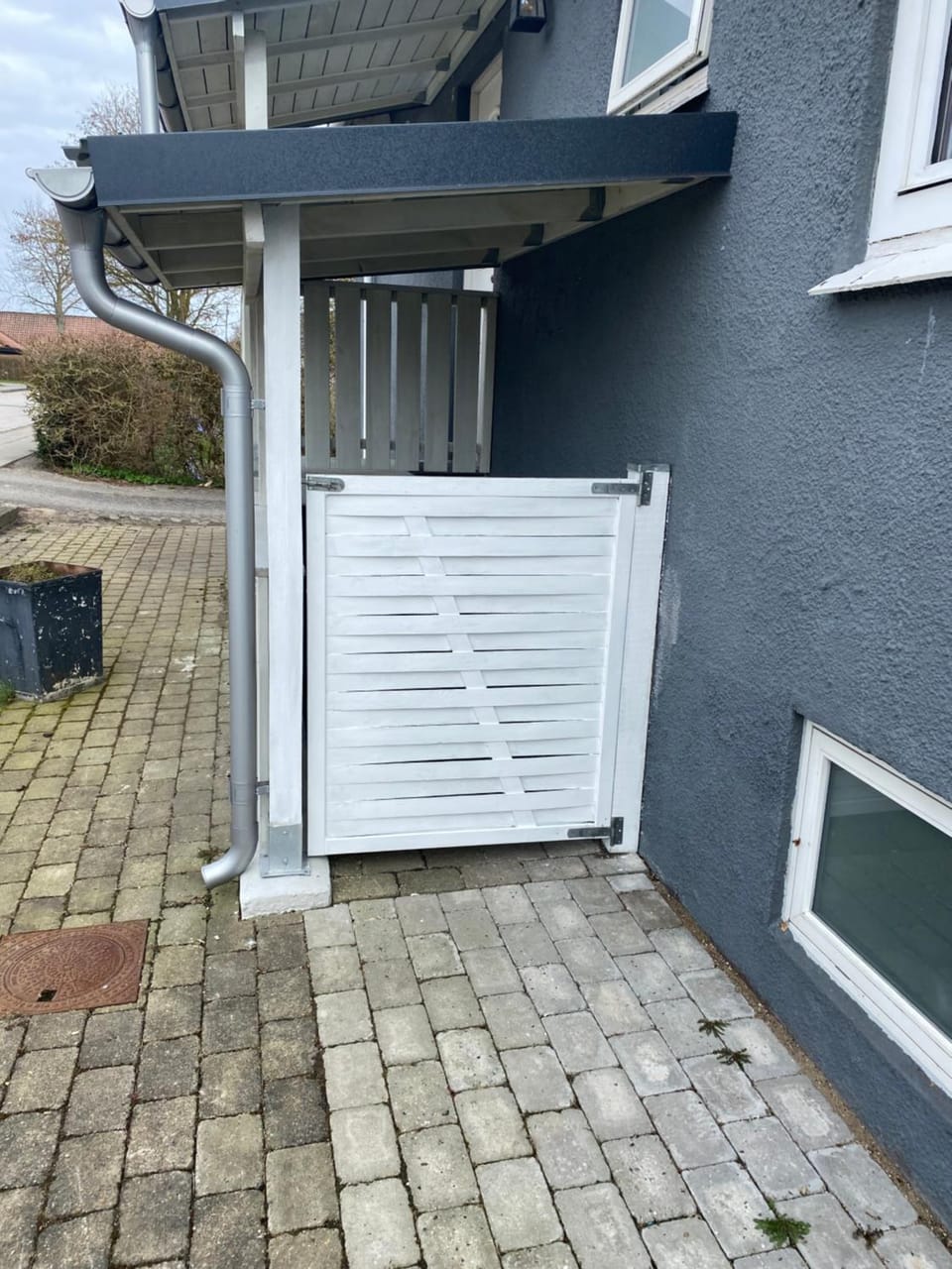 Property building, Facade/entrance