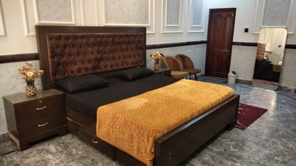 SH VILLA Executive Bed and Breakfast in Punjab, India