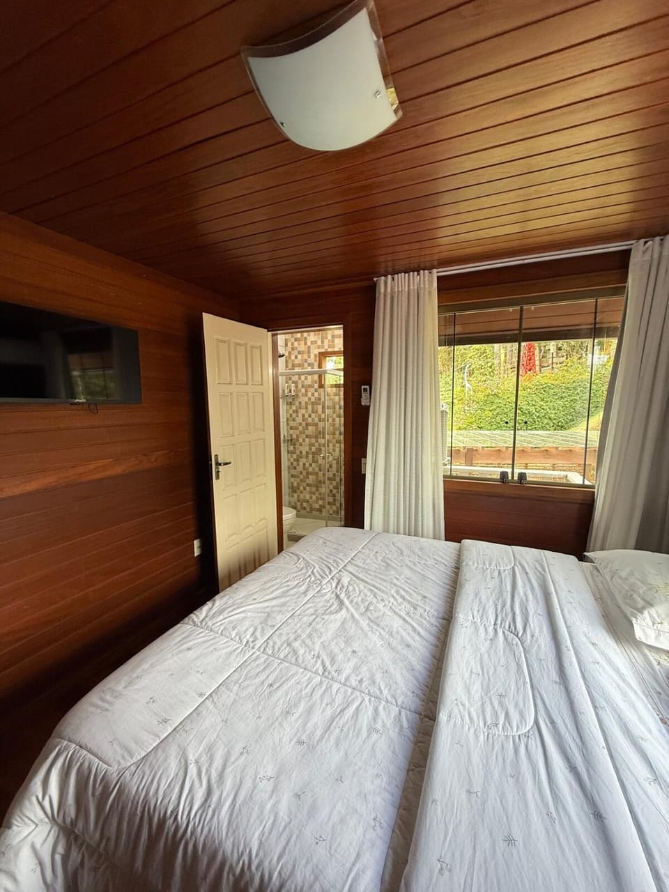 Bela Vista Chalet - inside China Park Eco Resort House in State of Espírito Santo, Brazil