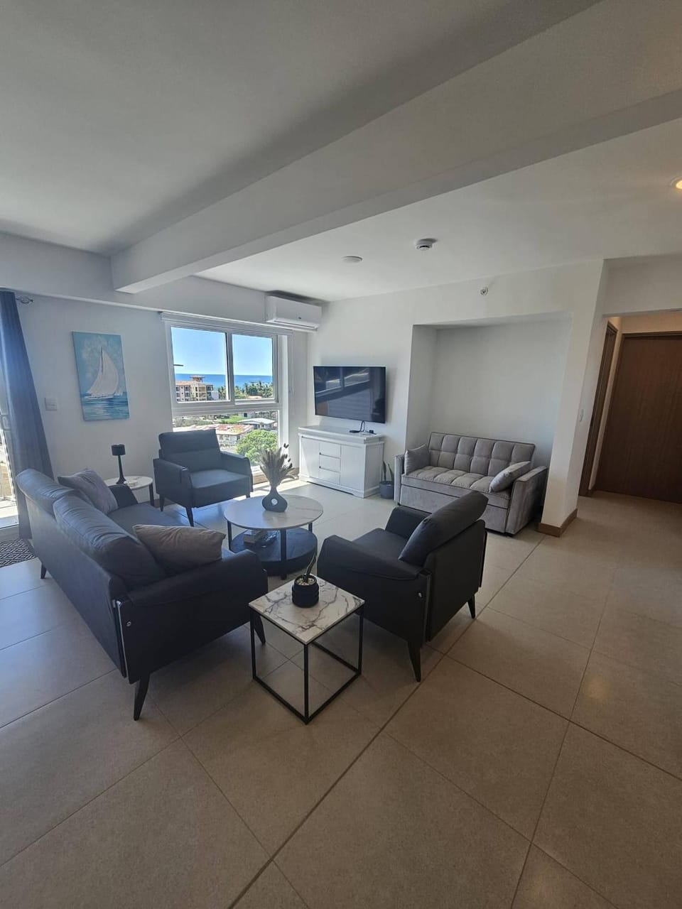 Stunning new beachfront condo 9th floor ocean view Apartment in Jaco