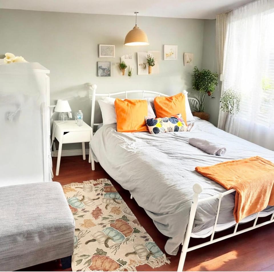 Park & Stay Maisonette Apartment in England