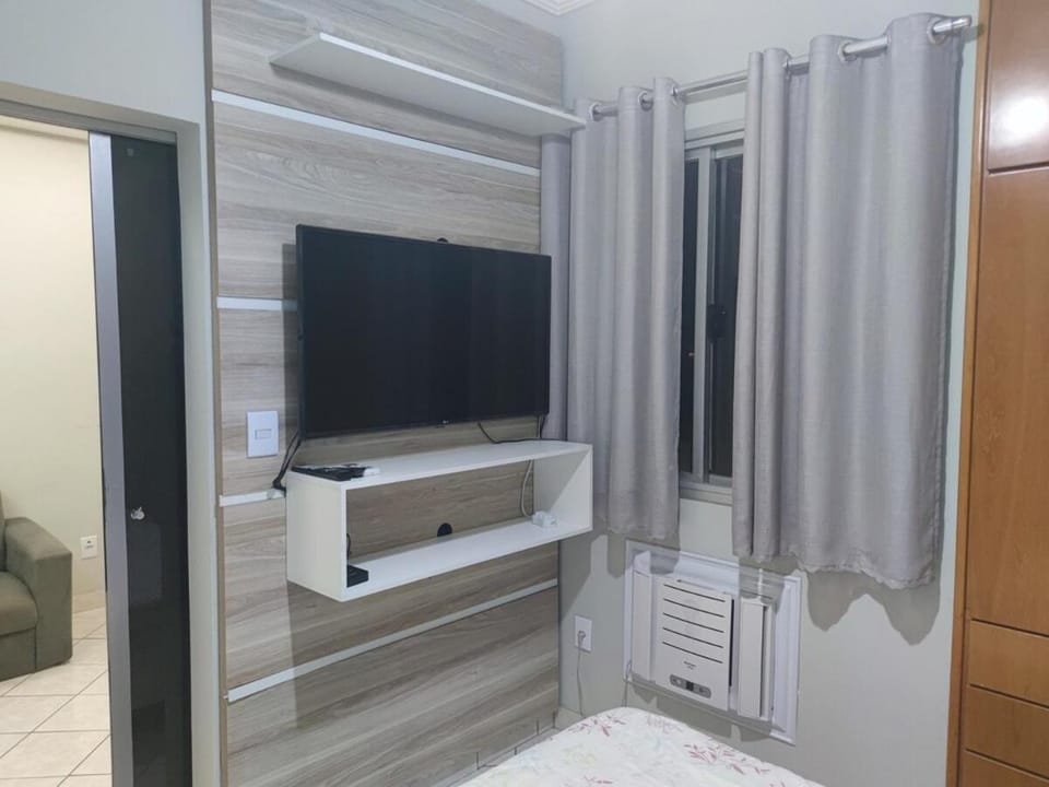Quarto sala moderno com garagem, Wi-Fi e ar Apartment in Vitoria