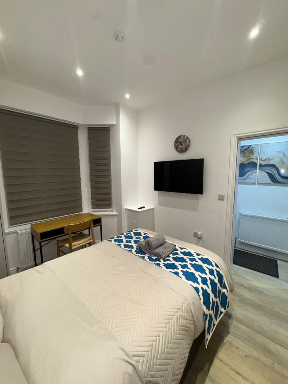Vic Vic guest house Bed and Breakfast in Manchester