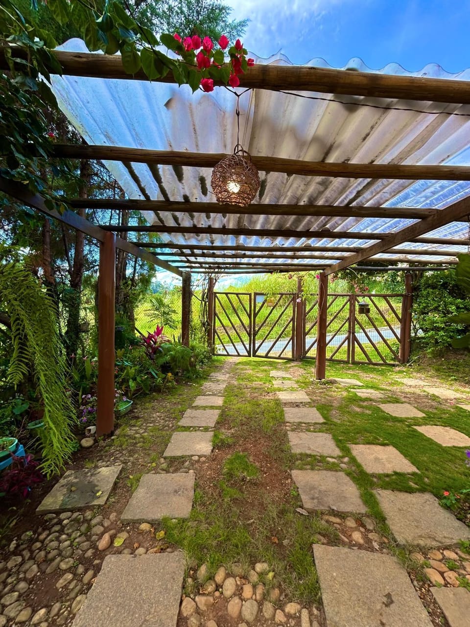 Facade/entrance, Day, Garden, Garden view