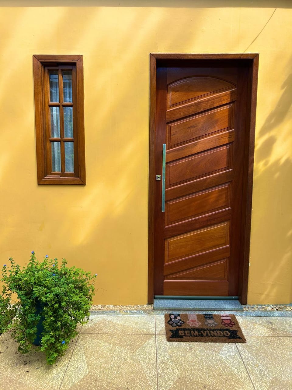 Facade/entrance, Day