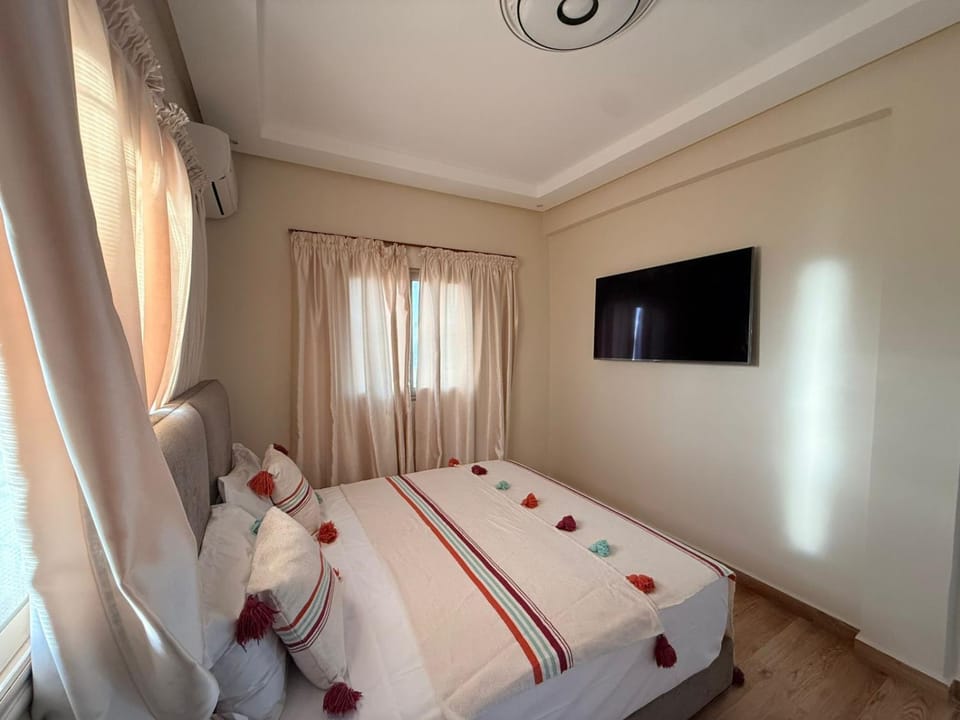 Bed, TV and multimedia