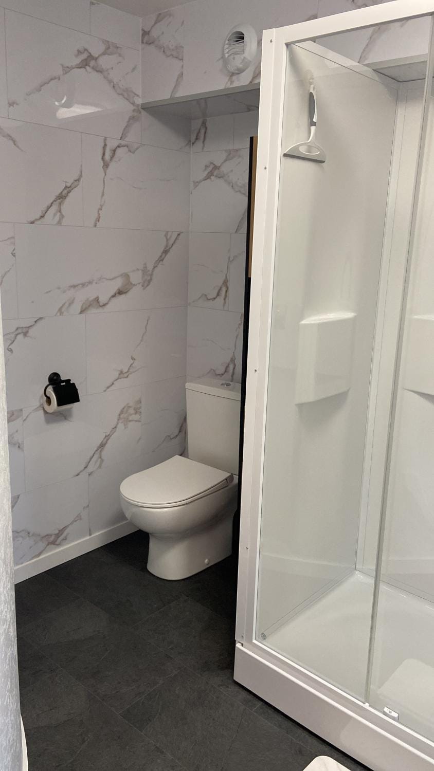 Shower, Toilet, Bathroom