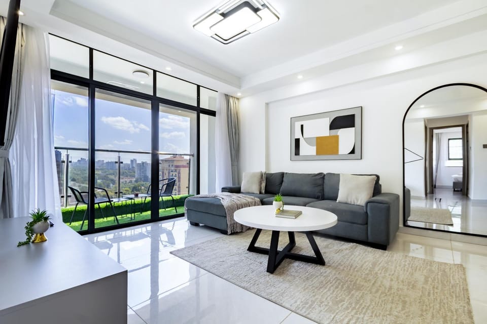Westlands Sky-high Urban Escape GTC SARIT Apartment in Nairobi County
