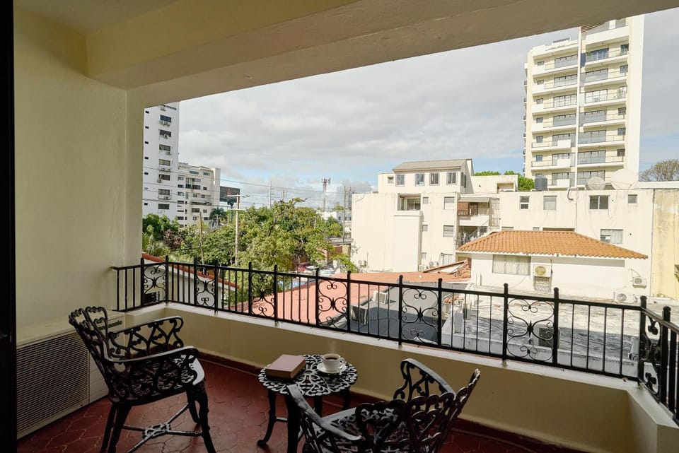 View (from property/room), Balcony/Terrace, Seating area, City view
