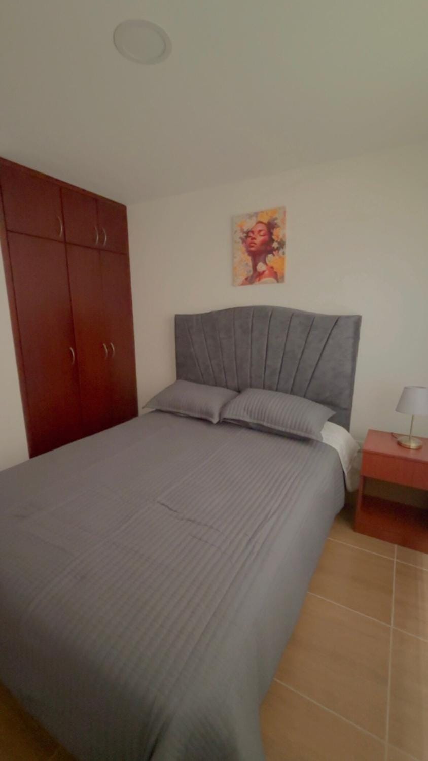 Apartmento cerca al aeropuerto y a la embajada Apartment in Bogota