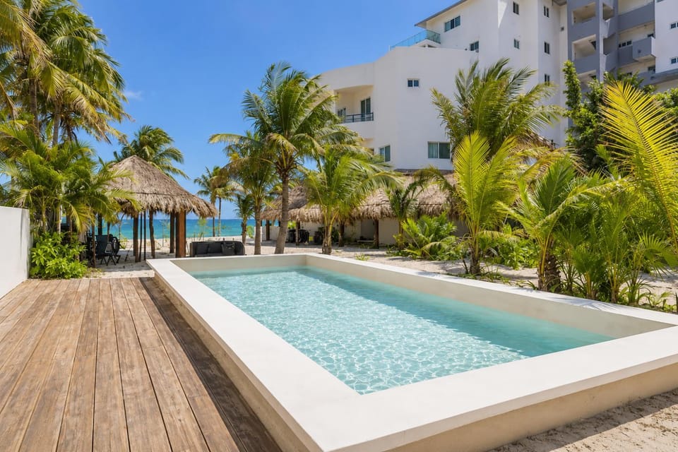 Pool view, Swimming pool
