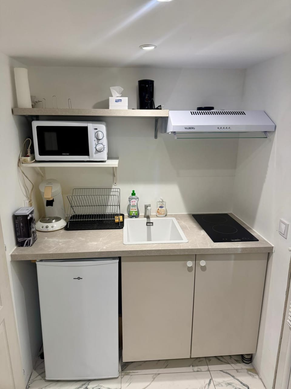 Kitchen or kitchenette