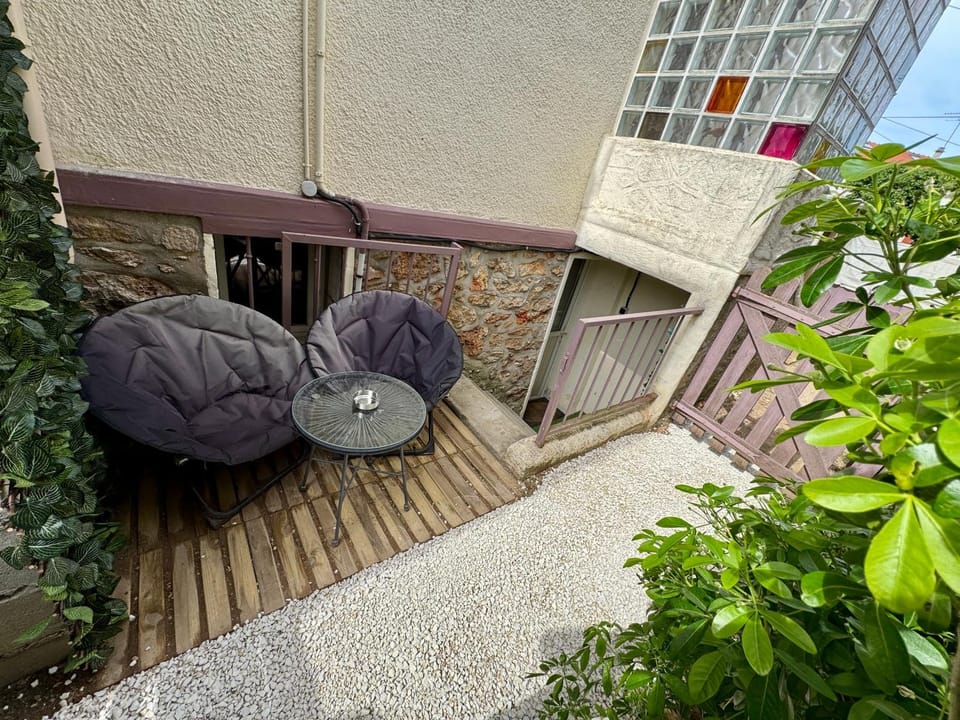 Garden, Balcony/Terrace