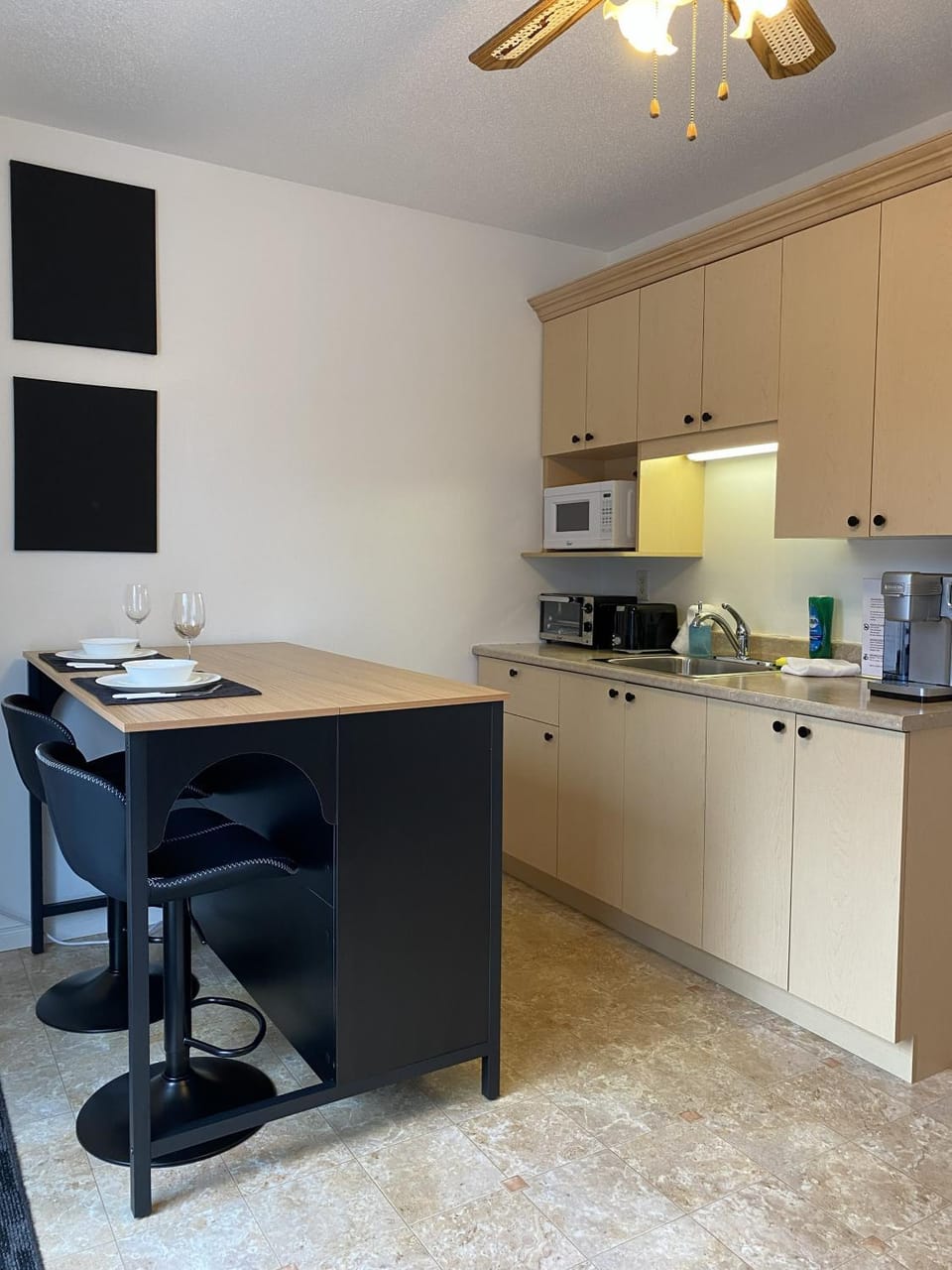 Kitchen or kitchenette