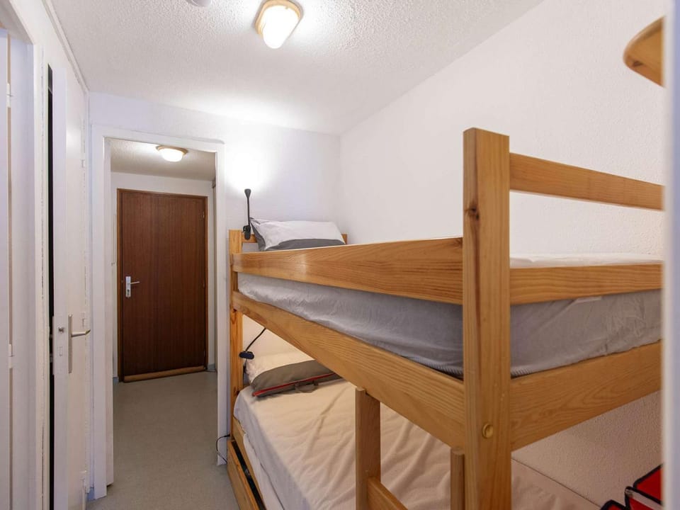 Studio centre Barèges, parking - 6 pers. - FR-1-403-116 Apartment in Aragon