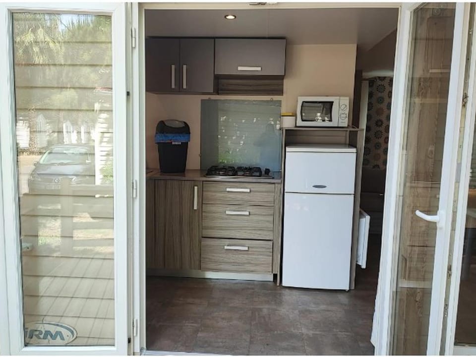 Mobil home avec clim - 6 pers. - API-1-52-2208 Campground/ 
RV Resort in Saint-Cyprien