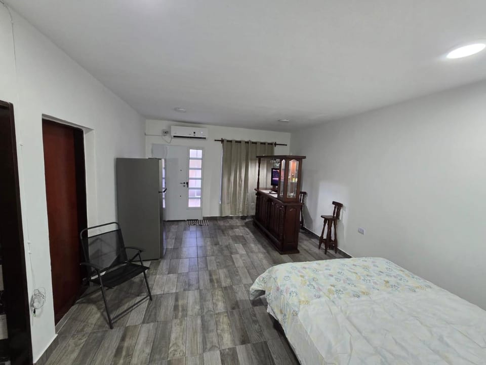 Bed, TV and multimedia, Photo of the whole room, Bedroom, internet, air conditioner