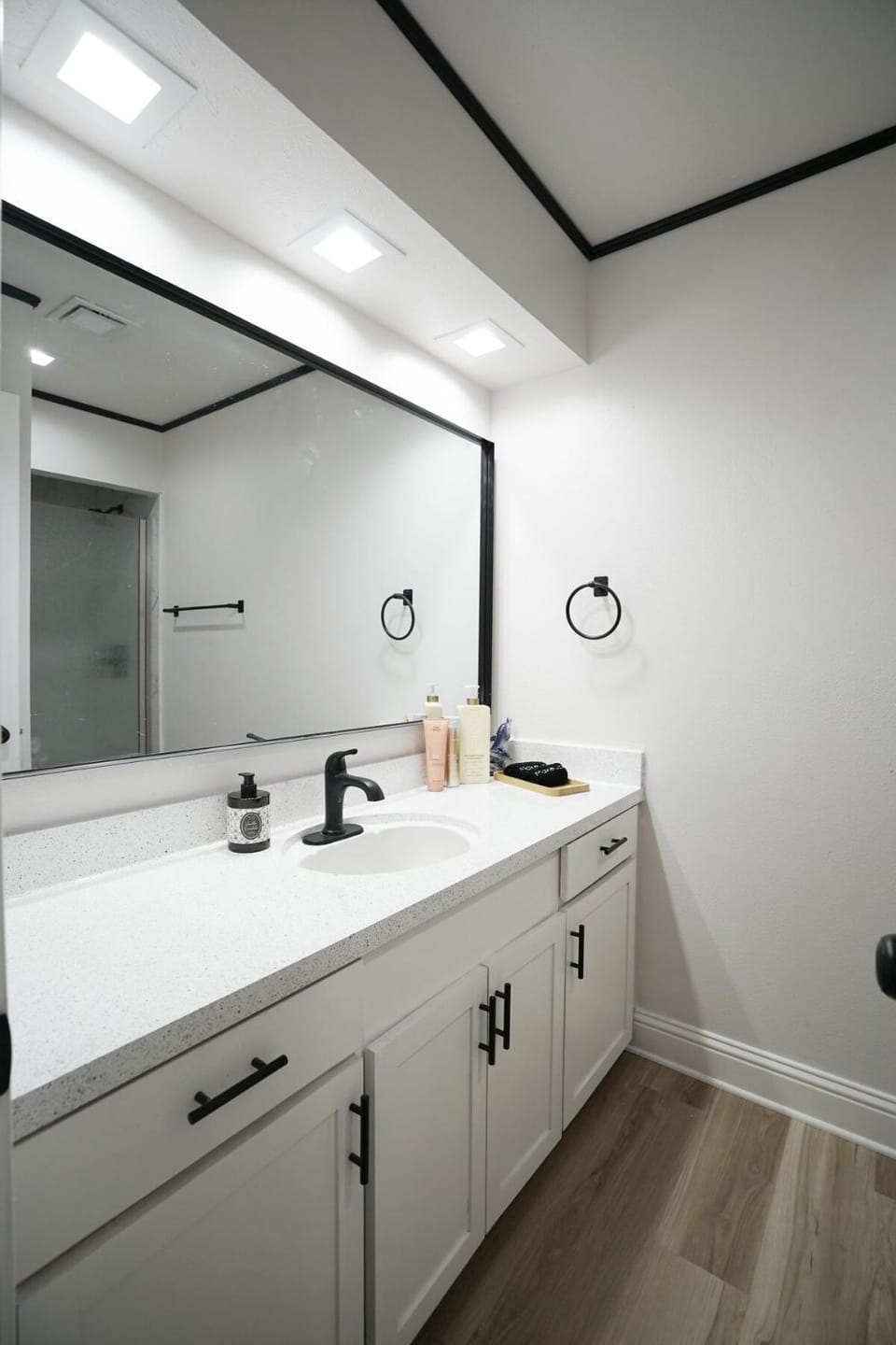 The Flamingo Inn Villa in Irving