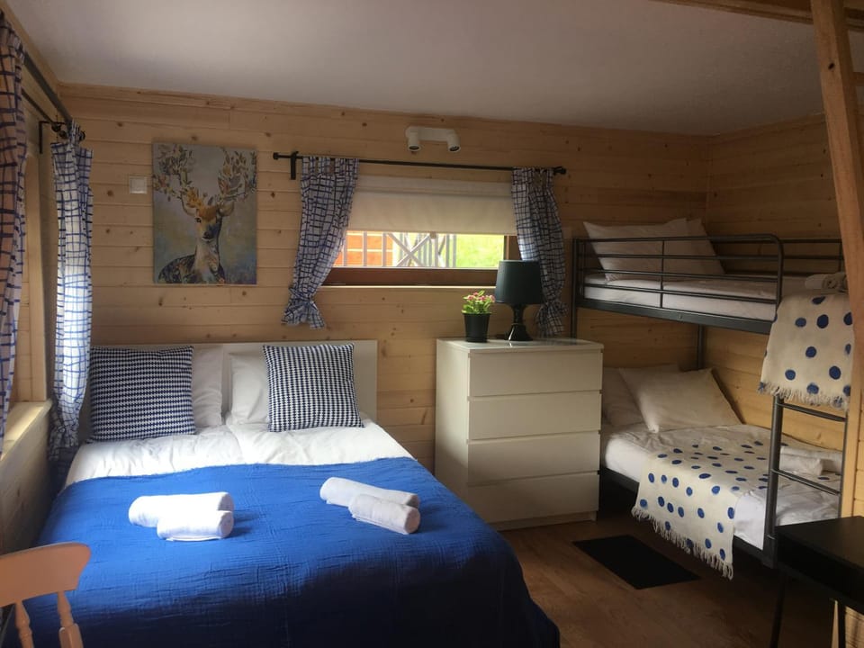 Bed, bunk bed