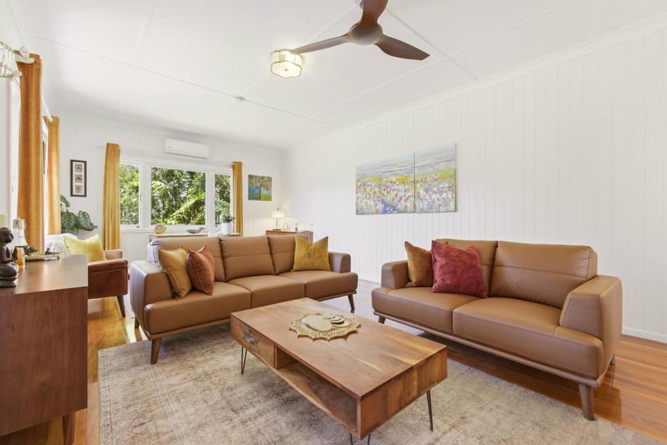 Living room, air conditioner