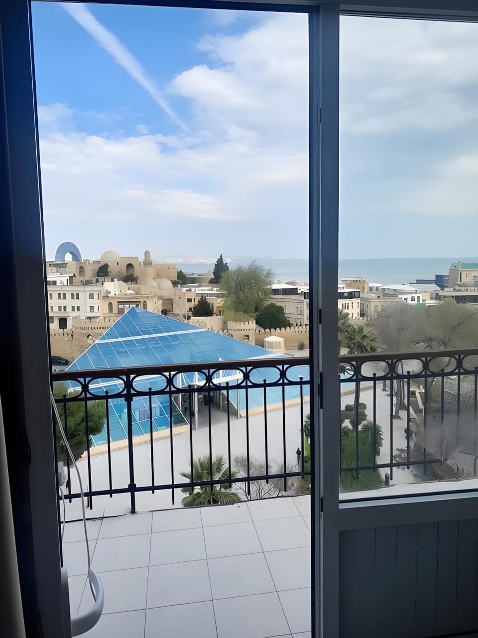 Property building, Patio, Day, Natural landscape, View (from property/room), Balcony/Terrace, Pool view, Sea view, Swimming pool, sunbed