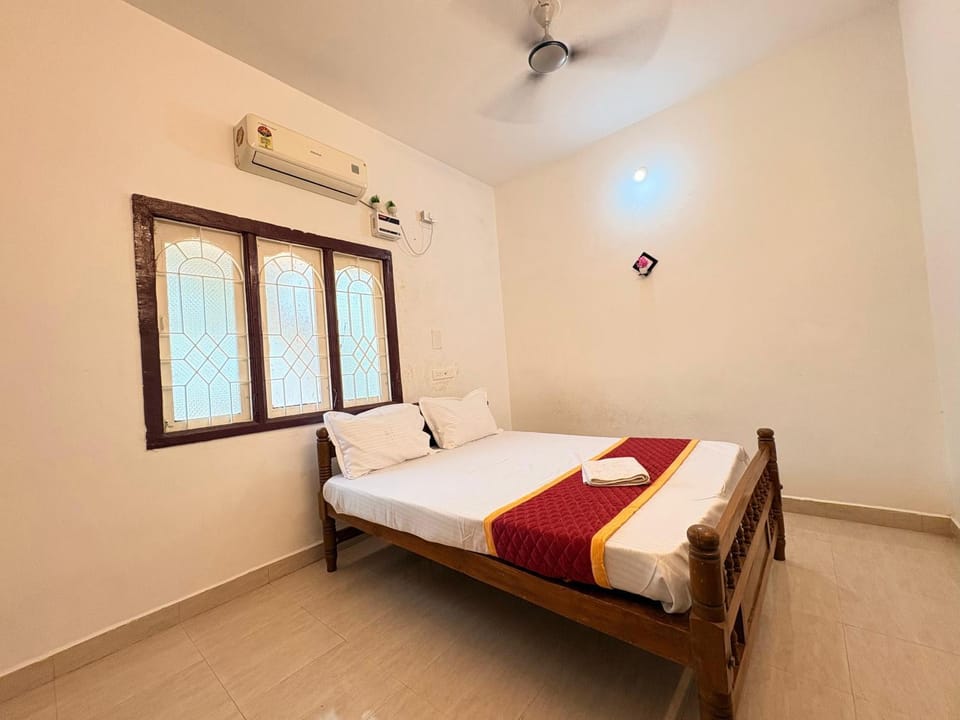 Neon Villa Bed and Breakfast in Puducherry