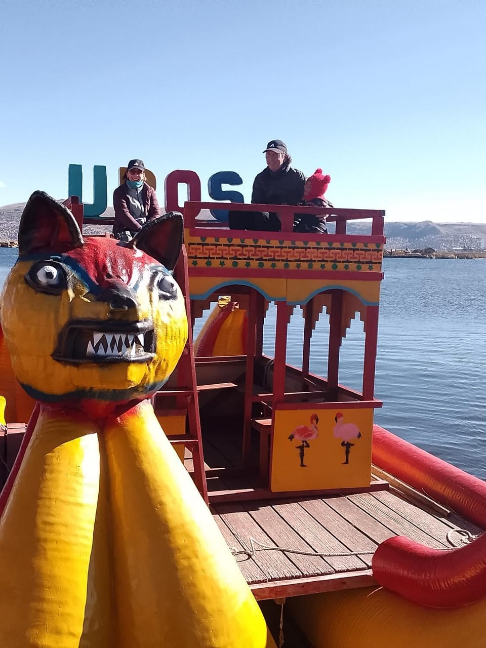 Uros titikaka SunShine Hotel in Puno
