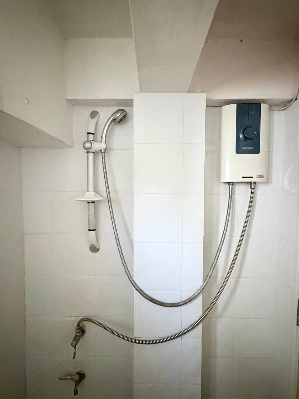 Prompt Inn Chareonkrung - พร้อมอินน์ เจริญกรุง Apartment in Bangkok
