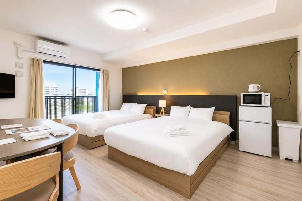 Bed, TV and multimedia, Kitchen or kitchenette, Bedroom