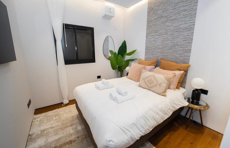 Luxury 4BR Penthouse Apartment in Tel Aviv-Yafo