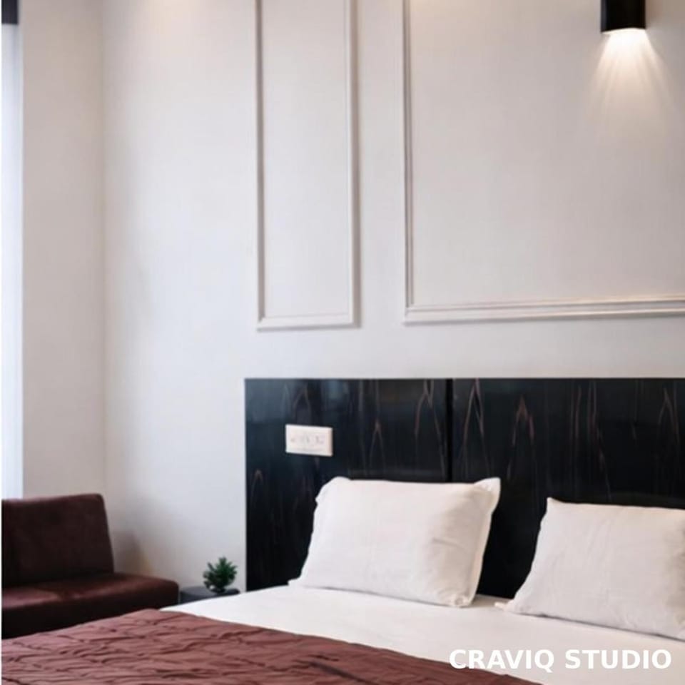 Craviq Hotels Apartment in Noida
