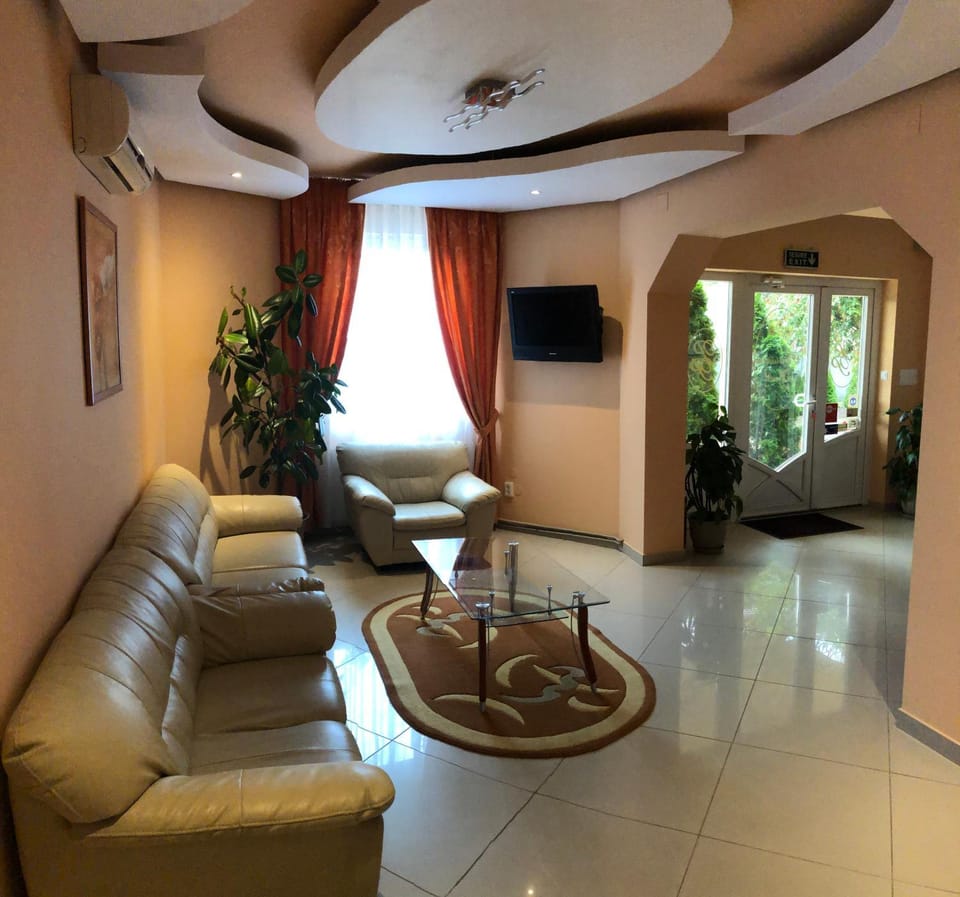 Property building, Communal lounge/ TV room