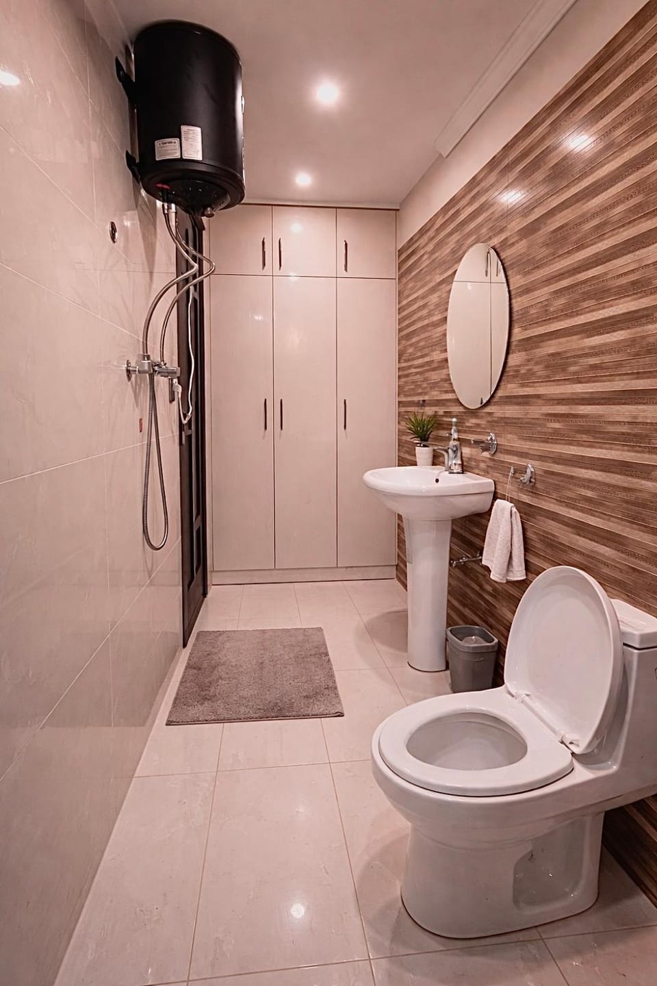 Shower, Toilet, Bathroom