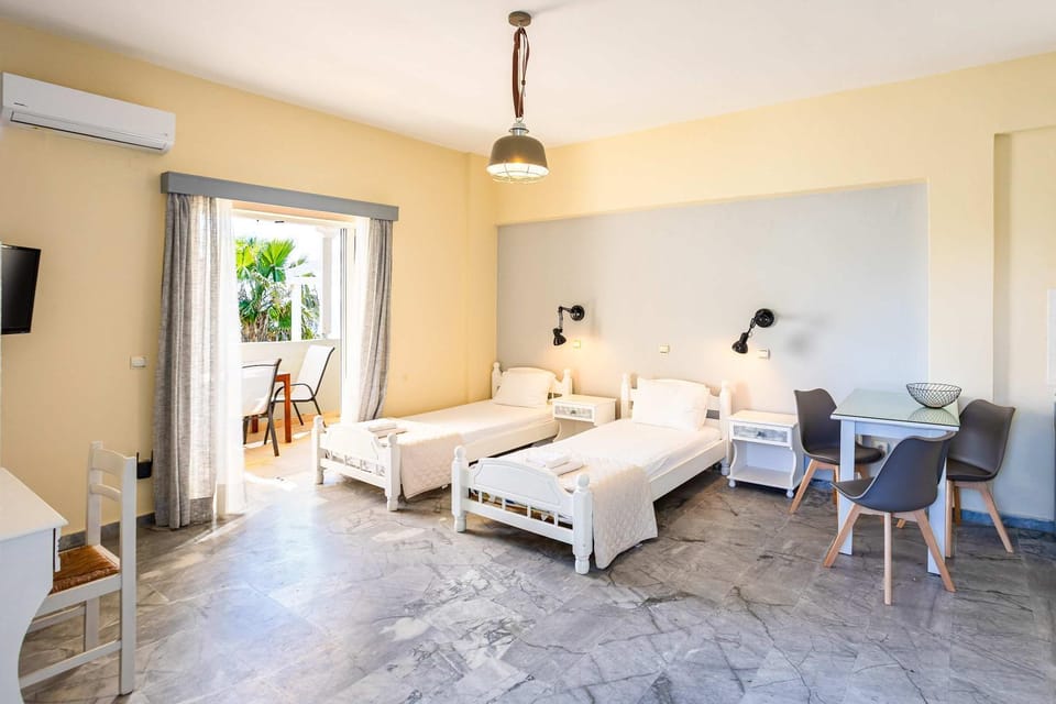Beachfront Nest Memi Koroni-Seaheaven House B3 Apartment in Messenia