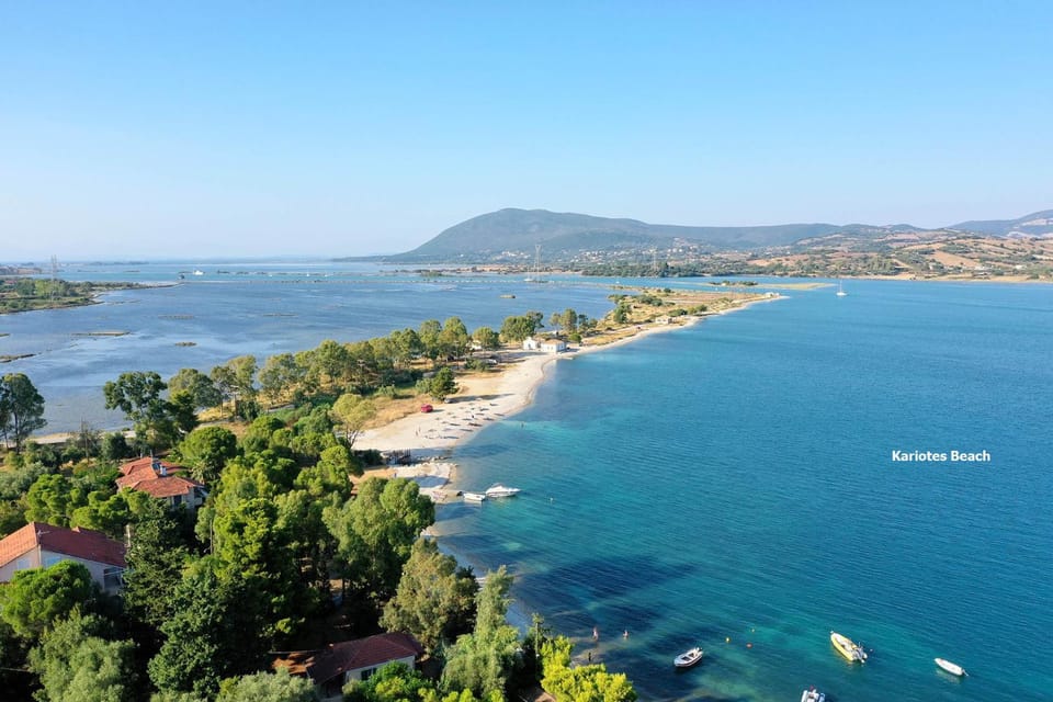 Nearby landmark, Off site, Day, Natural landscape, Beach