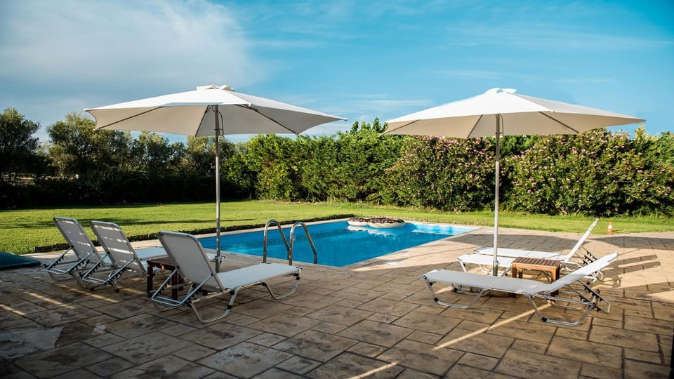 Garden, Garden view, Landmark view, Swimming pool