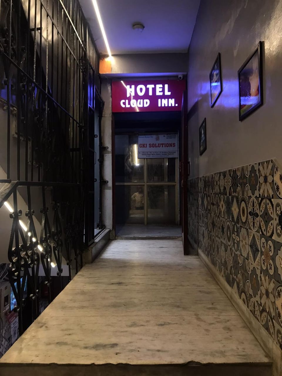 Hotel Cloud Inn Bed and Breakfast in Delhi