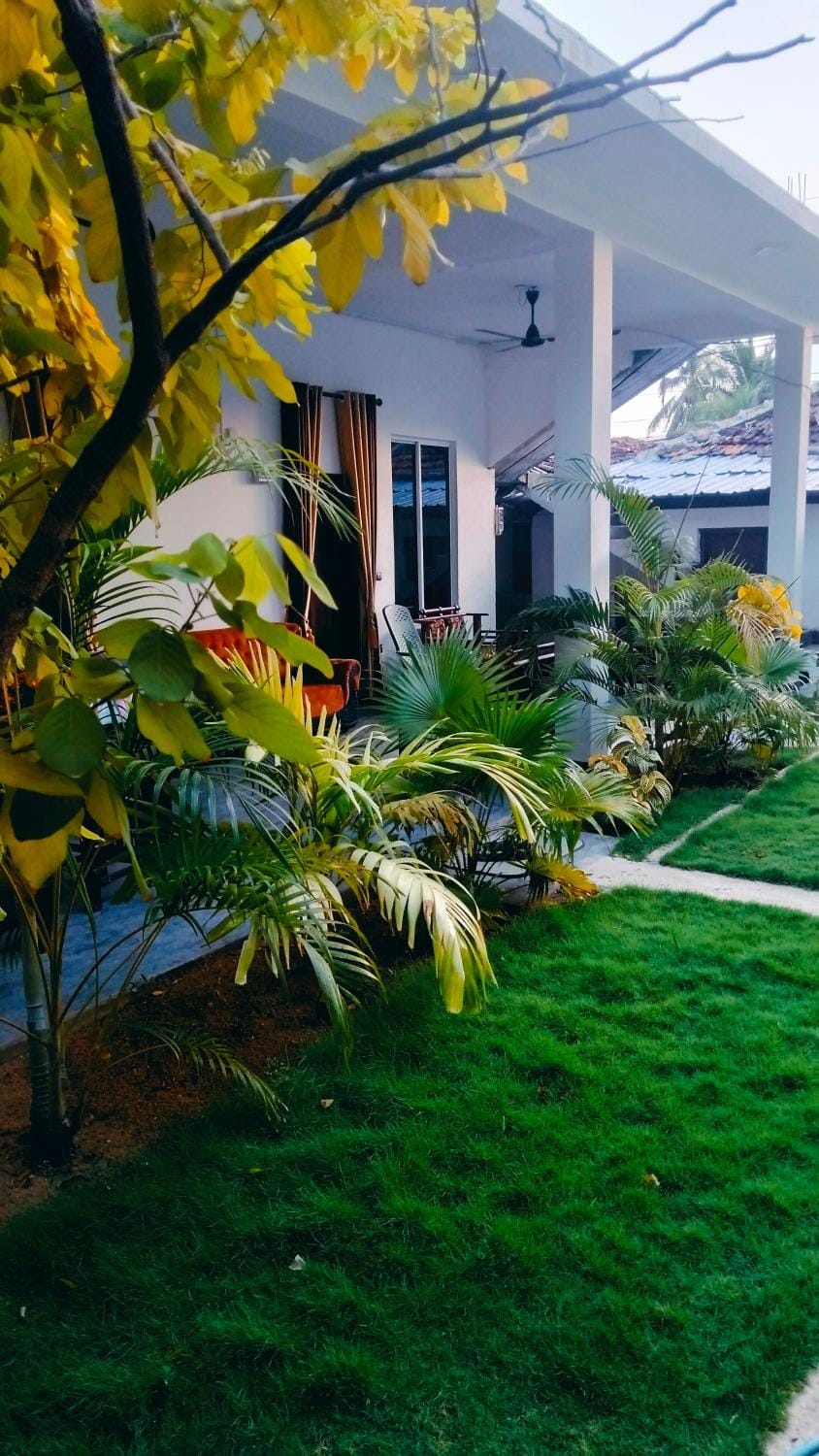 Property building, Natural landscape, Garden, Garden view