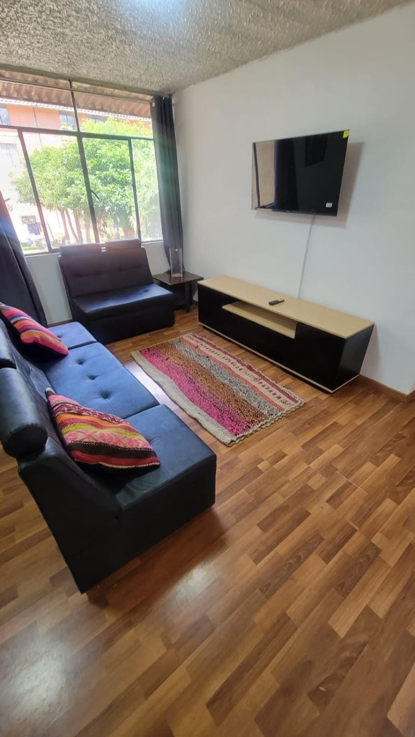 Communal lounge/ TV room, TV and multimedia, Living room, Evening entertainment