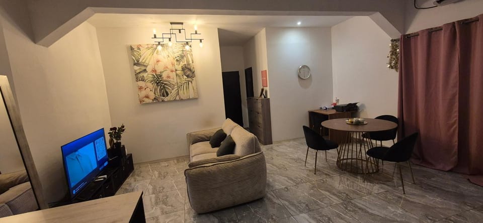 Grand T2 Meublé à Mtsapere Baobab Apartment in Africa