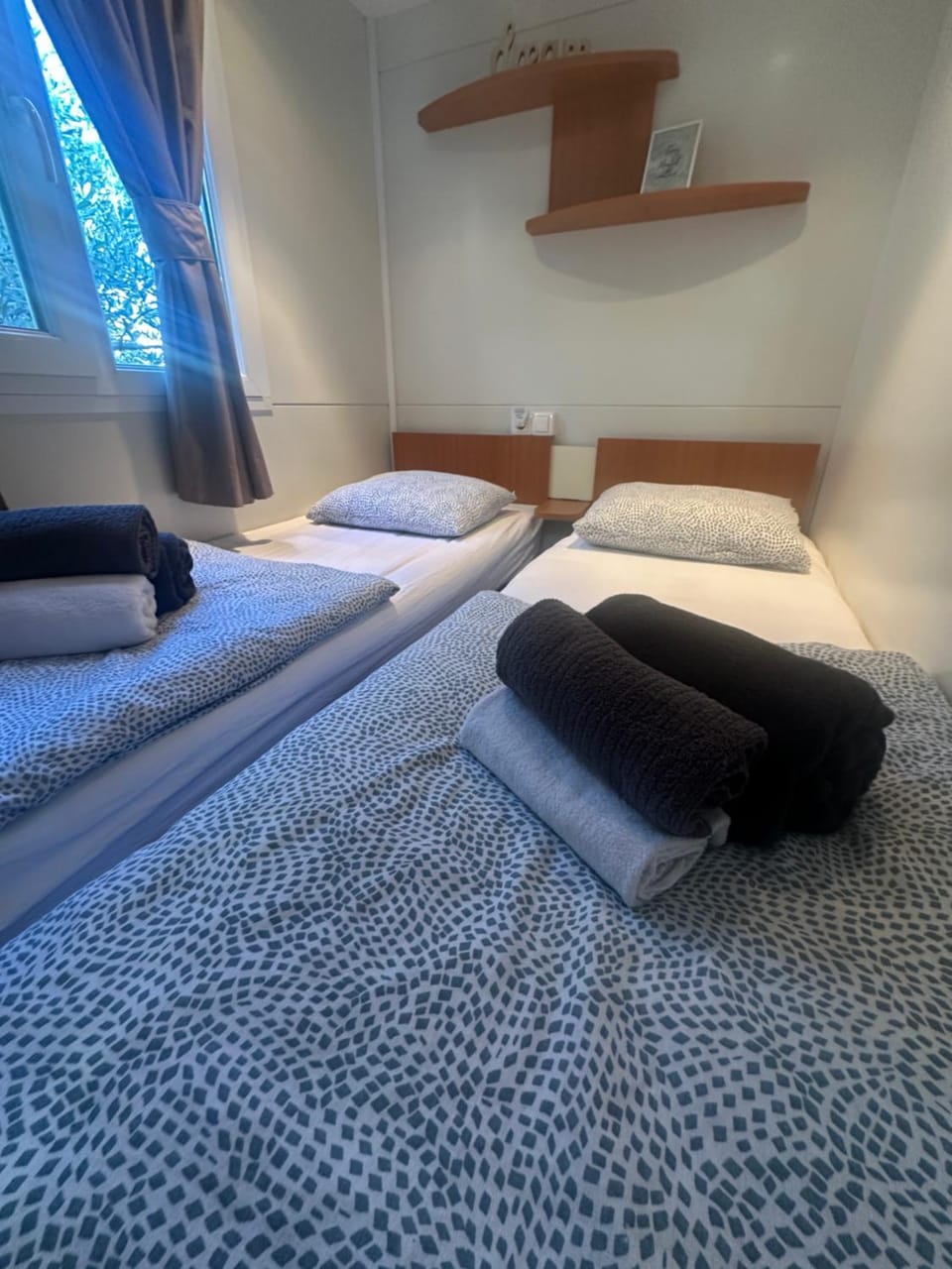 Mobile house Zvijezda Danica Campground/ 
RV Resort in Šibenik-Knin County, Croatia