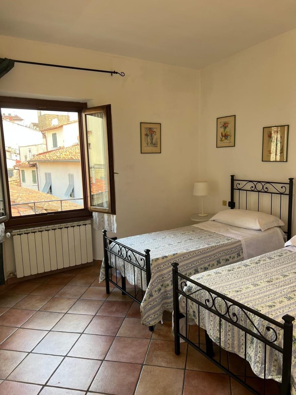 Vellutini III Apartment in Florence