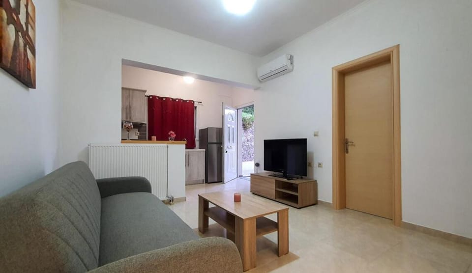 Fotis and Linda Apartments 1 & 2 in Corfu Apartment in Corfu, Greece